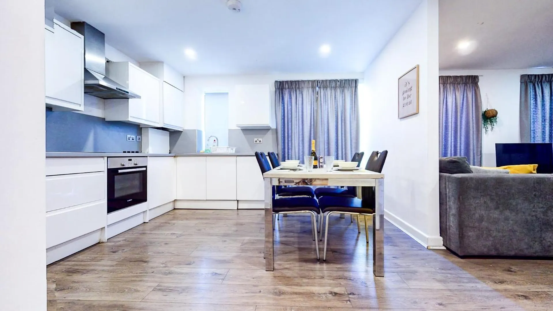 Apartment Spacious 8-Person House Near Excel Free Parking London United Kingdom