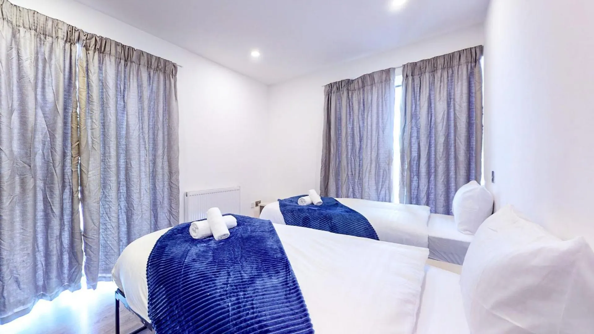 Spacious 8-Person House Near Excel Free Parking London 0*,  United Kingdom