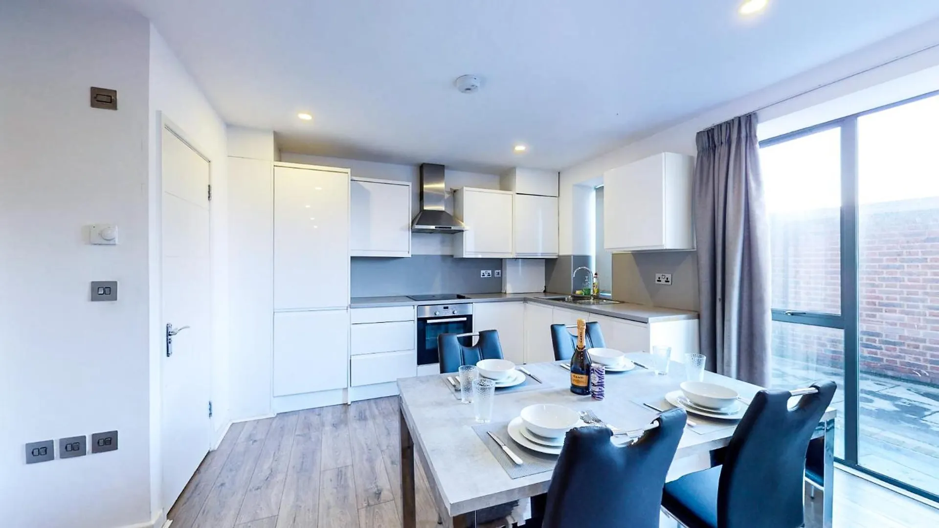Spacious 8-Person House Near Excel Free Parking London 0*,  United Kingdom